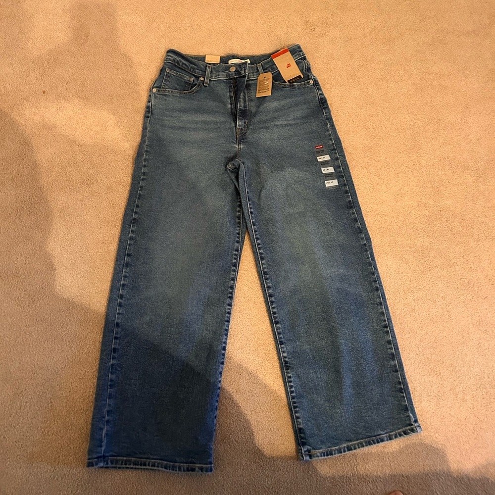 Levi's Denim Jeans With Iconic Patch - image 1